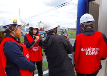 現場女子のおもてなし　サムネ